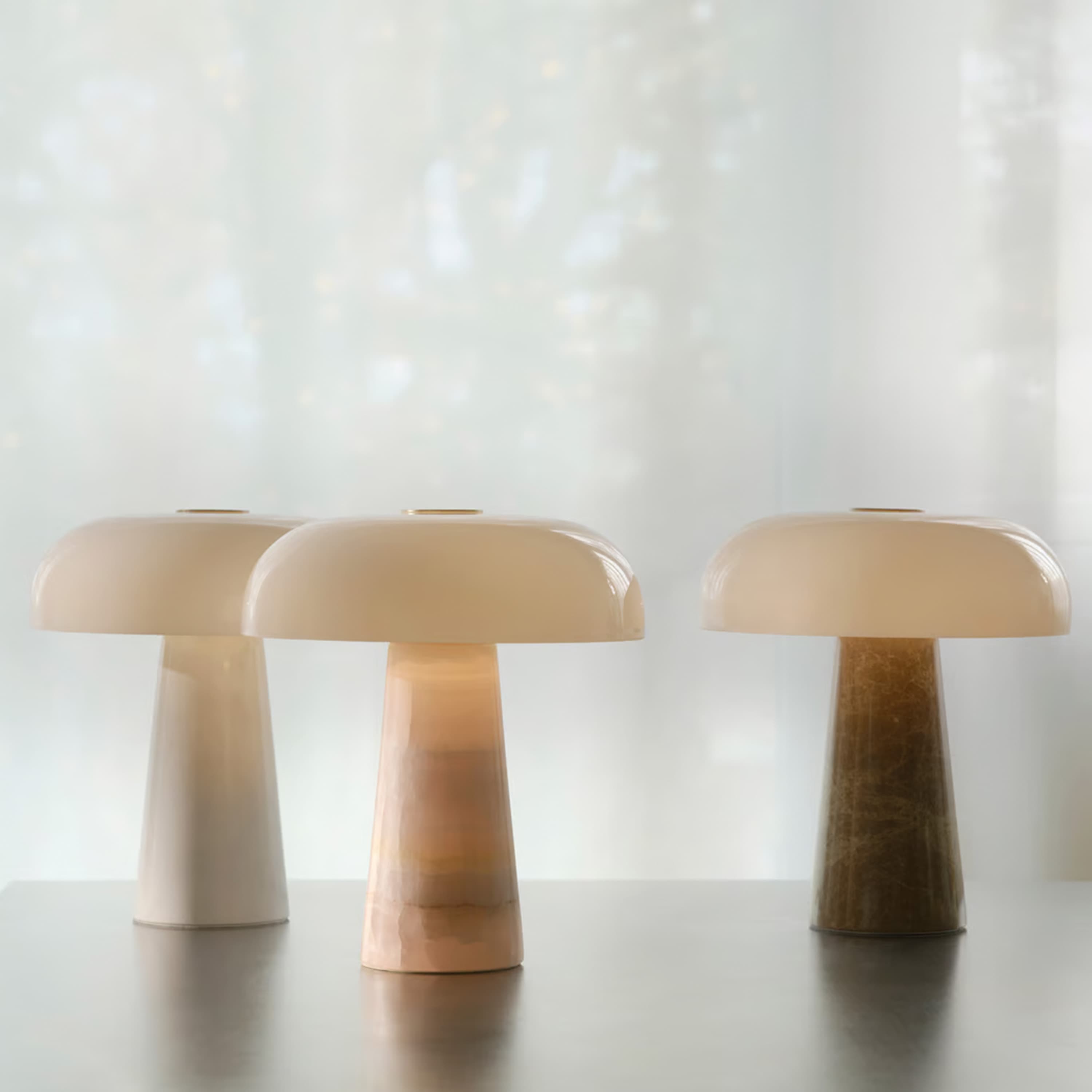 Glossy Mini Pöytävalaisin Beige 24cm