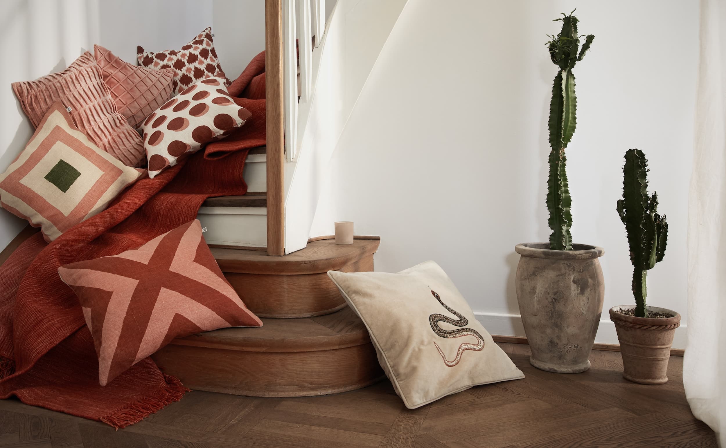 Rishi Tyynynpäällinen Sametti Beige 40x60