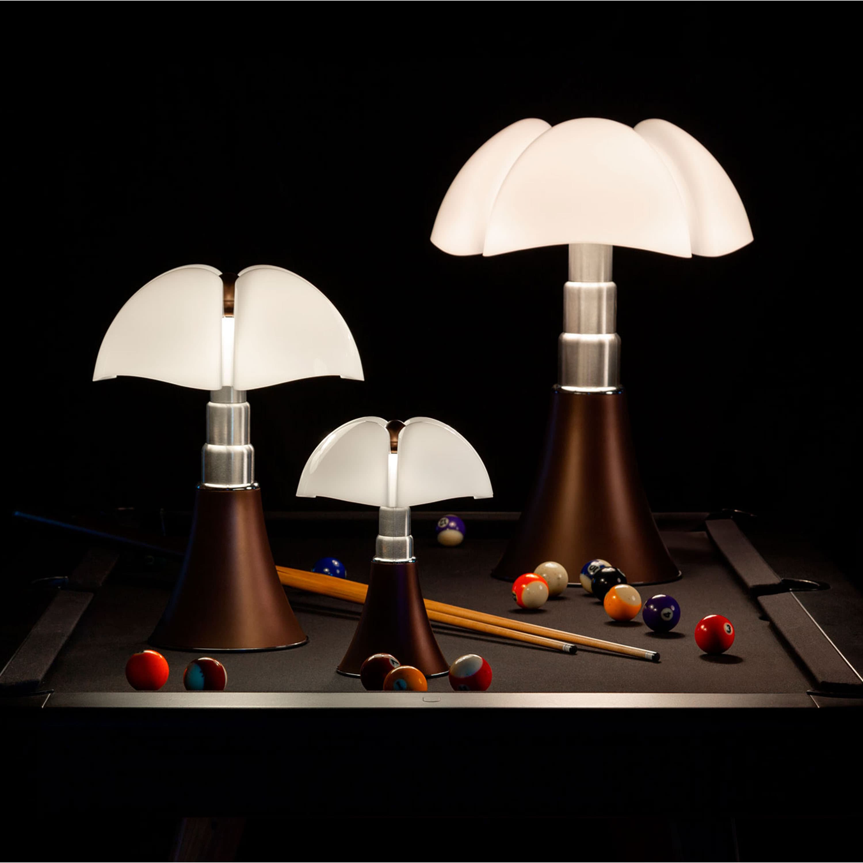 Pipistrello Mini Pöytävalaisin Himmennettävä LED Pronssi