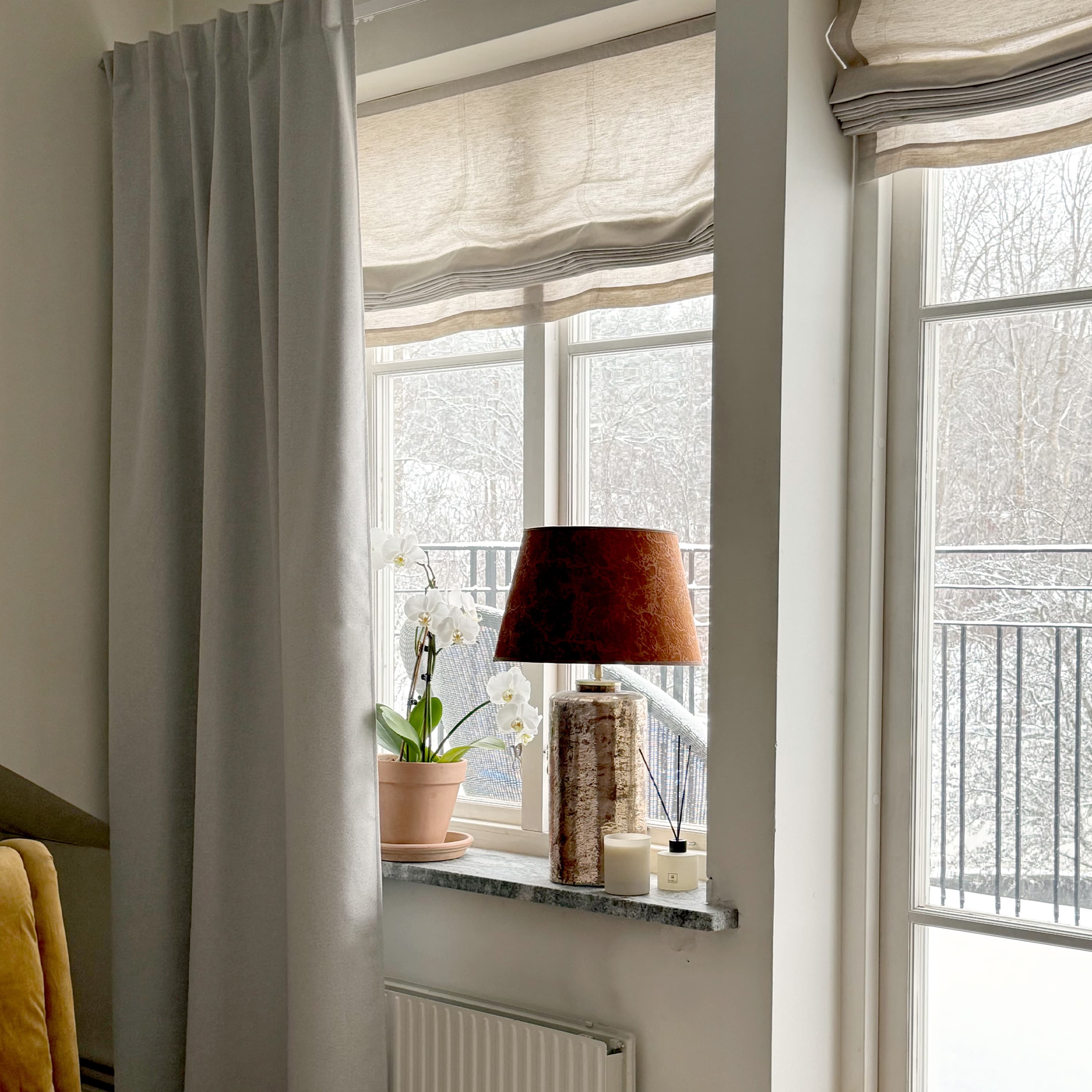 Nightfall Verhopaneeli Blackout Light Grey 135x250