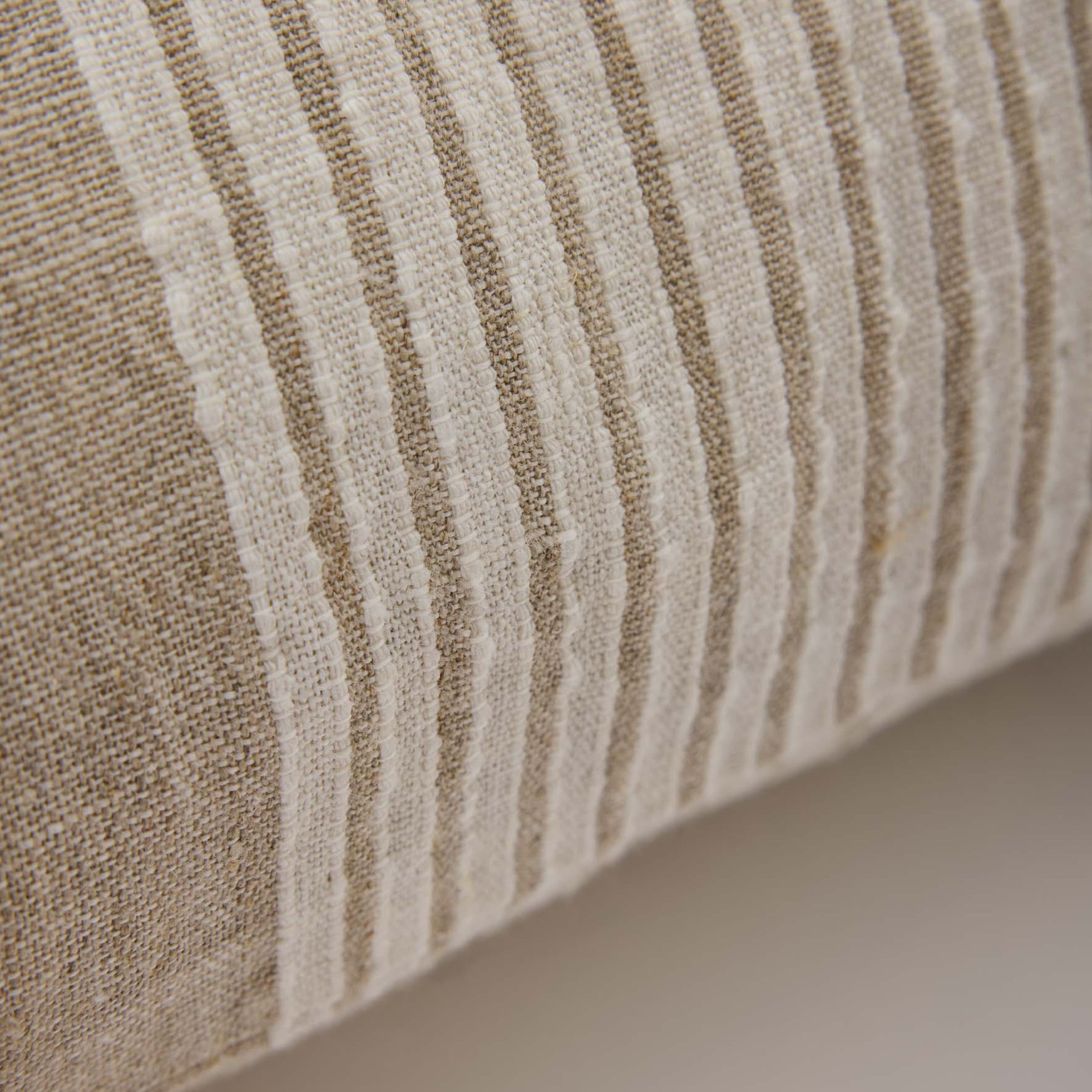 Colette Tyynynpäällinen Natural Stripes 50x50