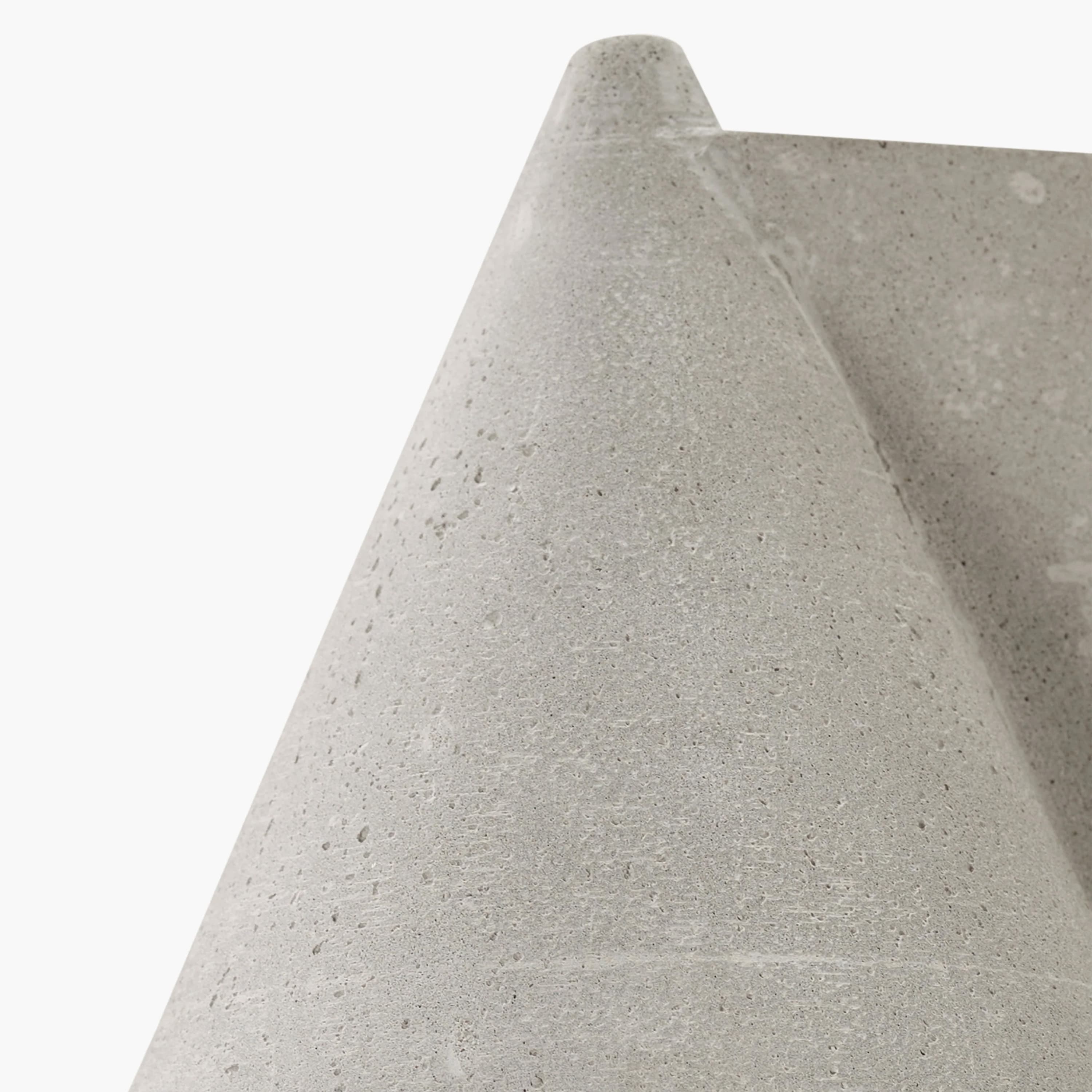 °1 Primary Shape Seinälamppu Concrete