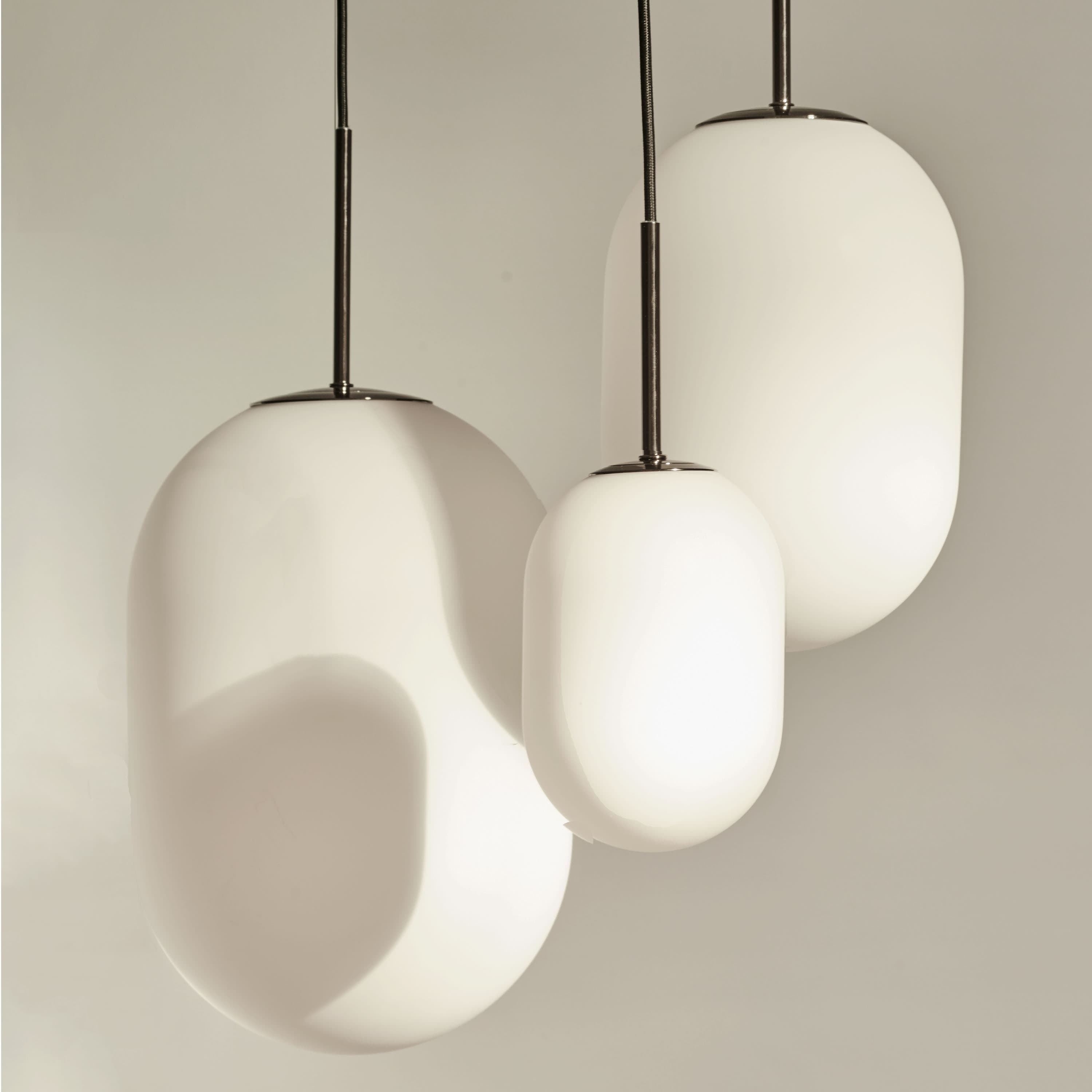 Noor kattovalaisin opal/black small