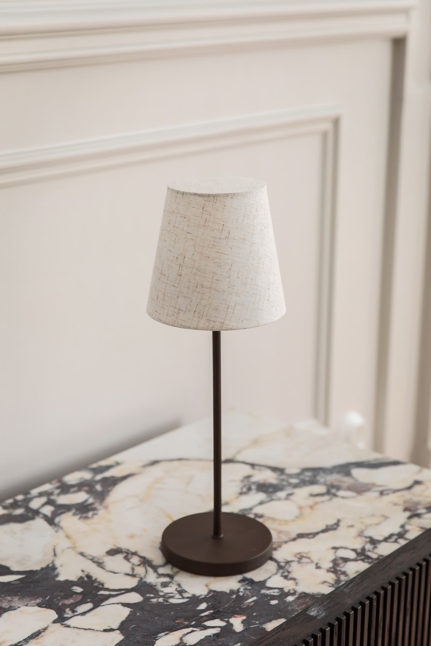 Tyra Kannettava Pöytävalaisin Coffee 37cm