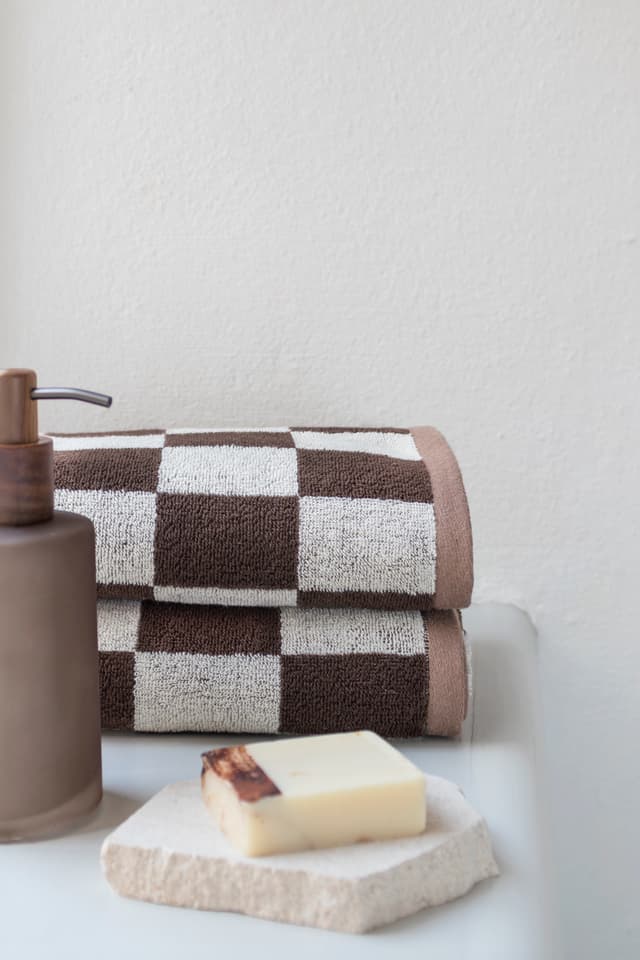 Retro Pyyhe Chocolate 70x133