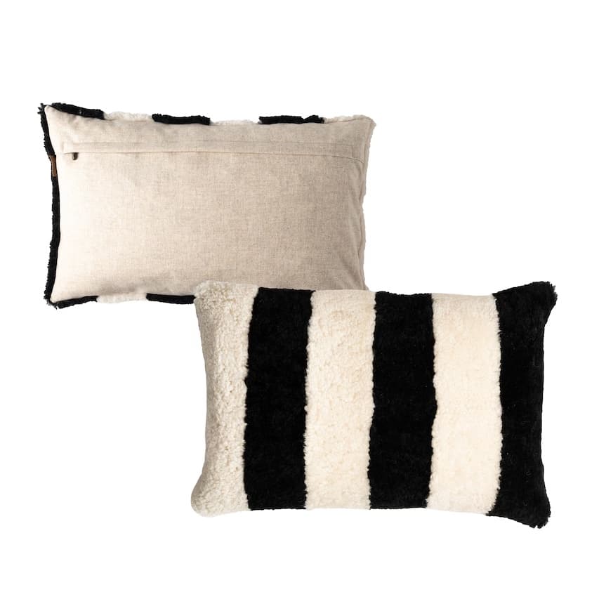 Rand koristetyyny lampaannahka creme/musta 40x60
