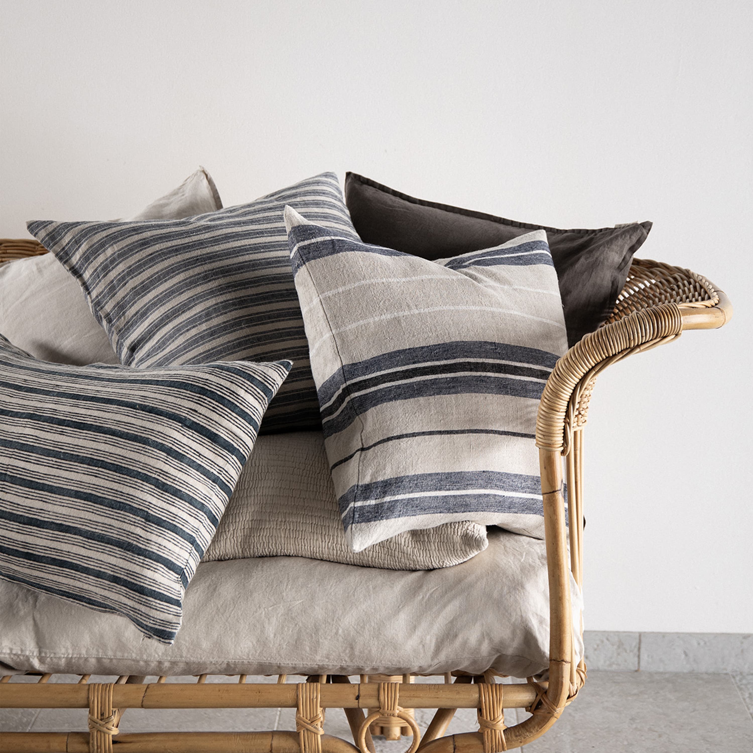 Carla tyynynpäällinen denim stripe 50x50
