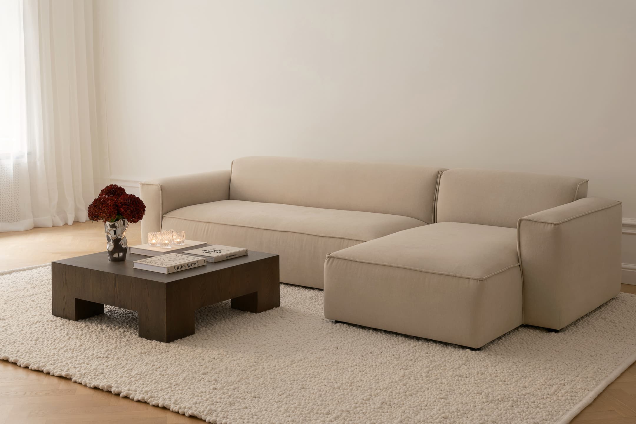 Bobbie 4-istuttava divaanisohva oikealla Beige 322 cm