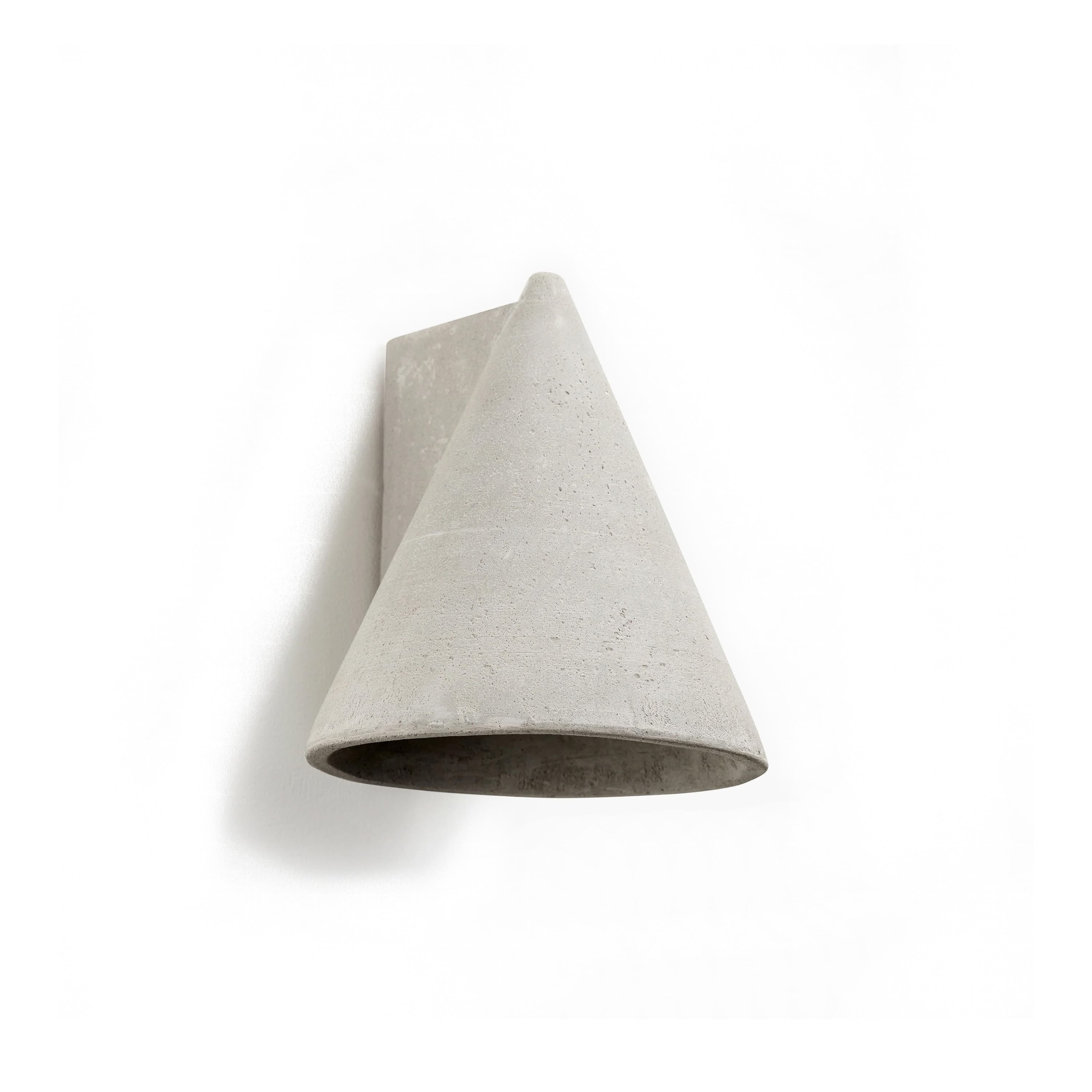 °1 Primary Shape Seinälamppu Concrete
