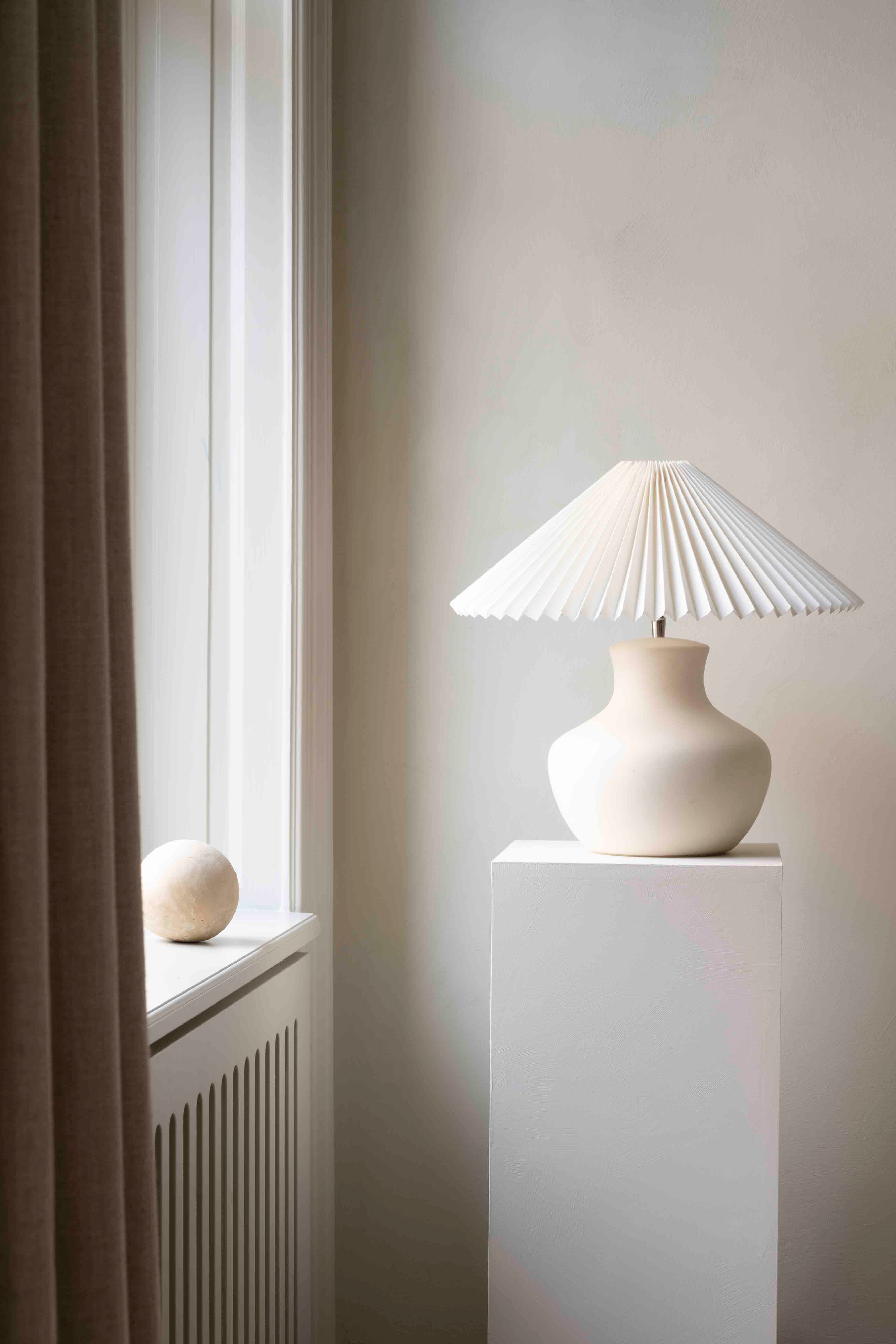 Mia lampunjalka white/ivory