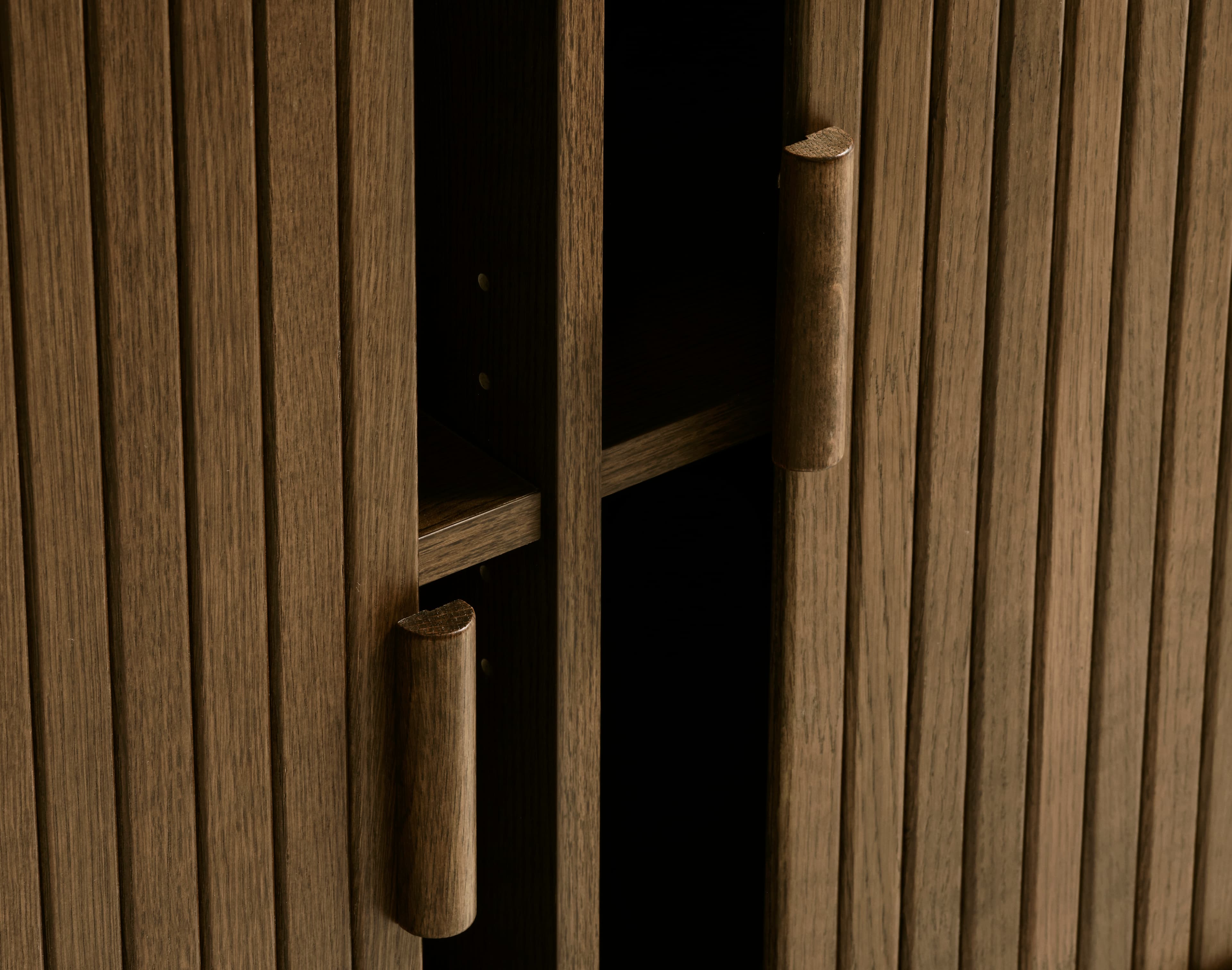 Tindra Senkki Smoked Oak 160cm