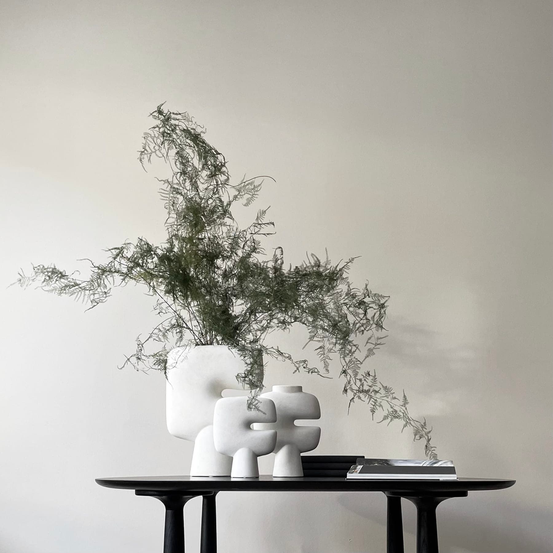 Tribal Maljakko Bone White Medio