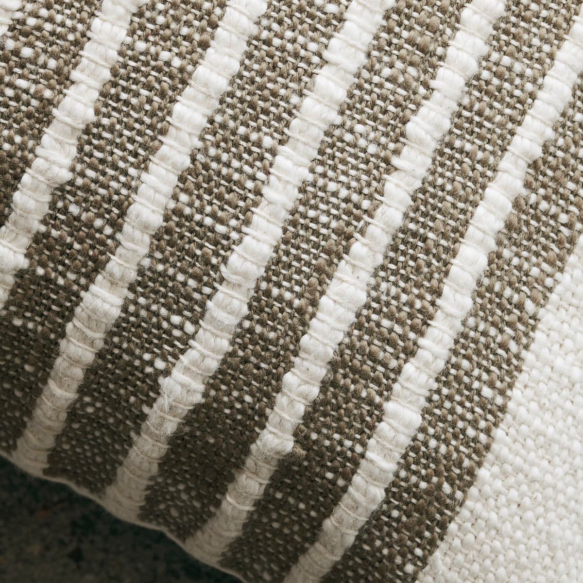 Yarn tyynynpäällinen sinapinkeltainen 40x80