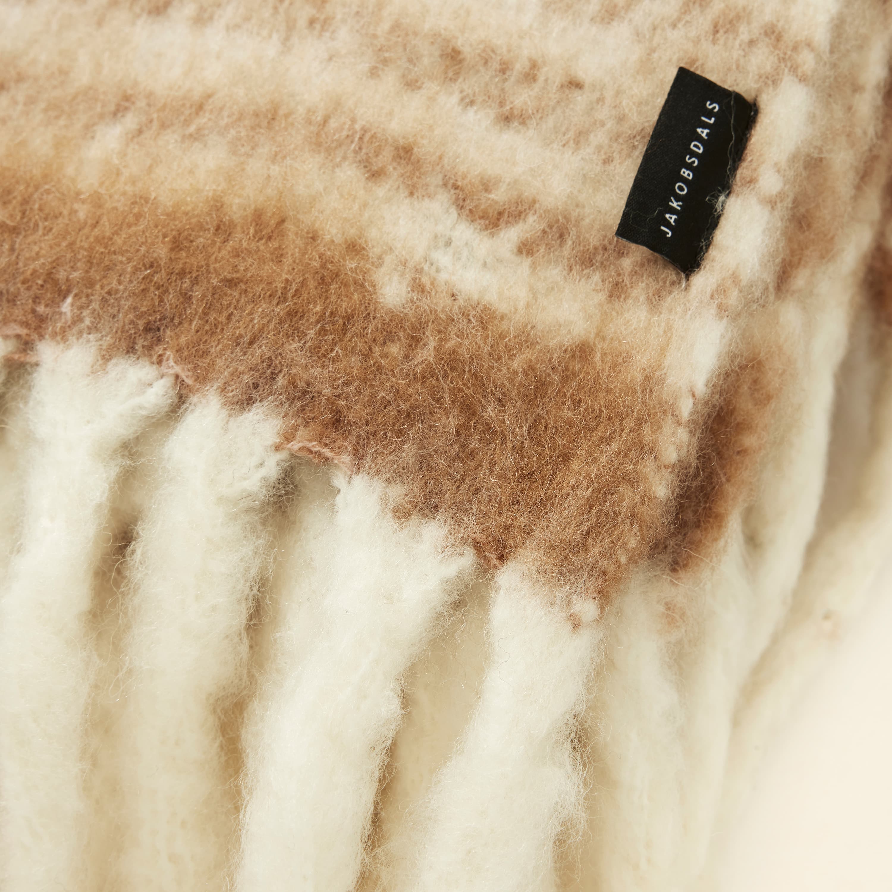 Almond Mohair Torkkupeitto Beige 130x170